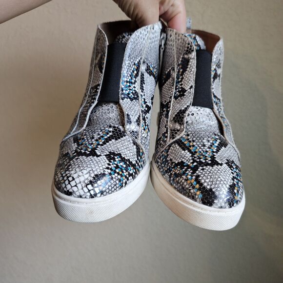 Linea Paolo Felicia Wedge Grey Sneaker Booties Platform 9.5 Snake Print - Picture 6 of 9